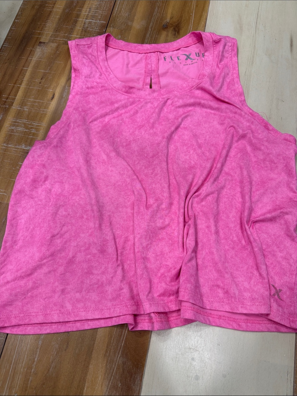 Women’s Hot Pink Sleeveless Tank Top